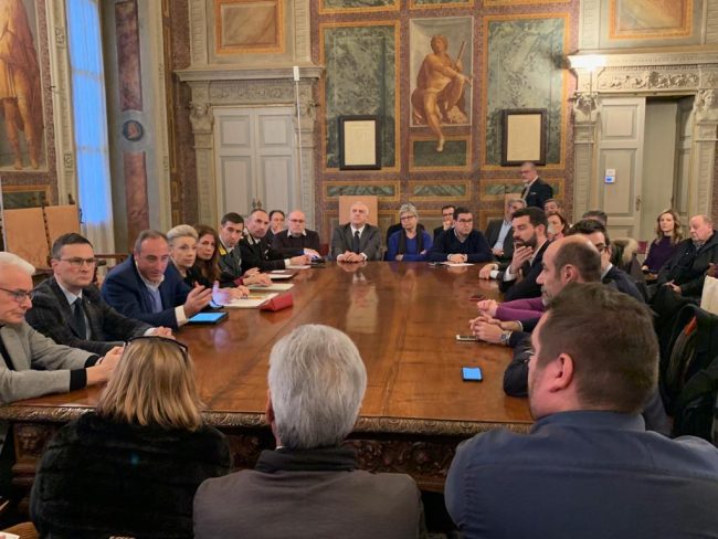 Vertice In Prefettura Vaccineremo Anche Nelle Scuole Prima Bergamo