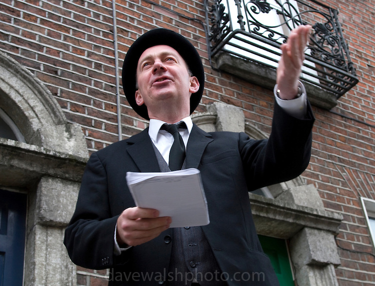 Bloomsday, Dublin 2008: Actor Paul O'Hanrahan plays Leopold Bloo
