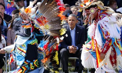 Obama e i capi indiani riuniti sotto un'unica bandiera