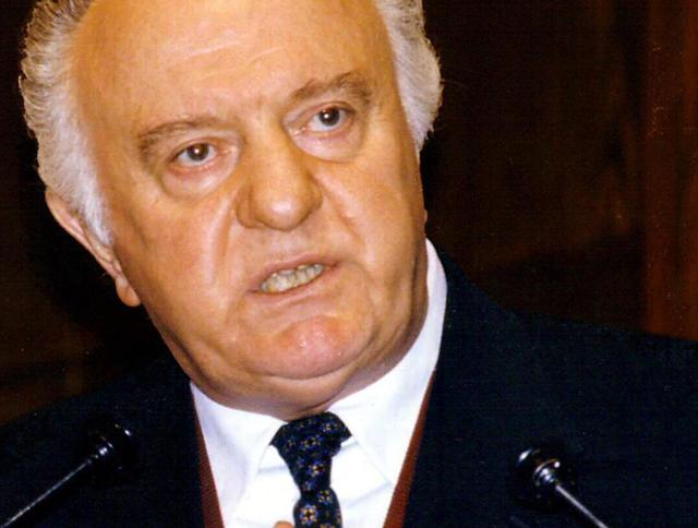 Il braccio destro di Gorbaciov che inventò la «dottrina Sinatra»