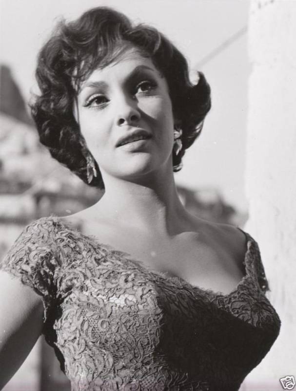 «Gina Lollobrigida è lucida» La causa col figlio (e le altre)