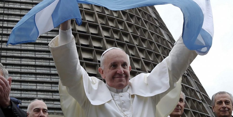 Le metafore calcistiche del tifoso Jorge Mario Bergoglio