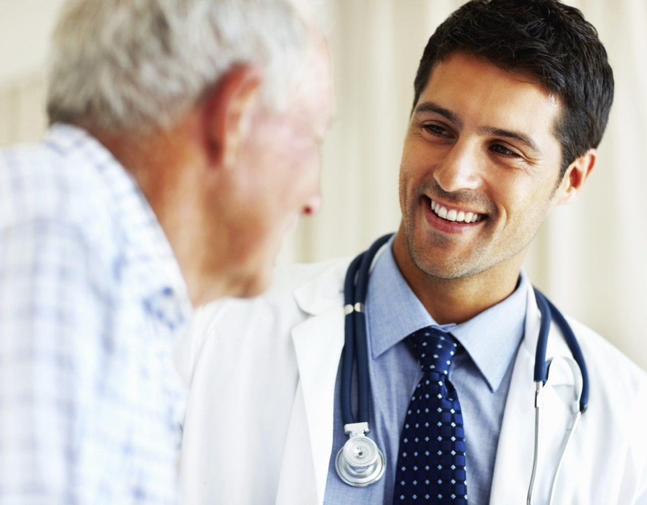 Gli Italiani risparmiano sulle cure E la sanità è a rischio