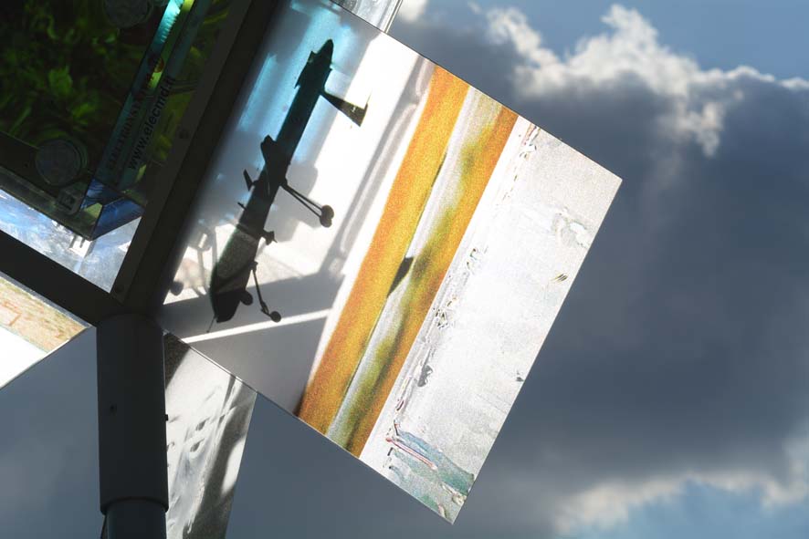 Tre artiste e una lampada per una Bergamo ecologica