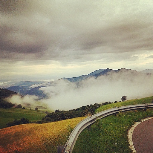 Nubi in Val Cavallina – Ross