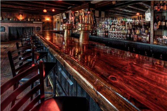 Perché spariscono i pub inglesi