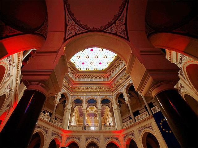 Sarajevo, la biblioteca ricostruita Simbolo di un popolo libero