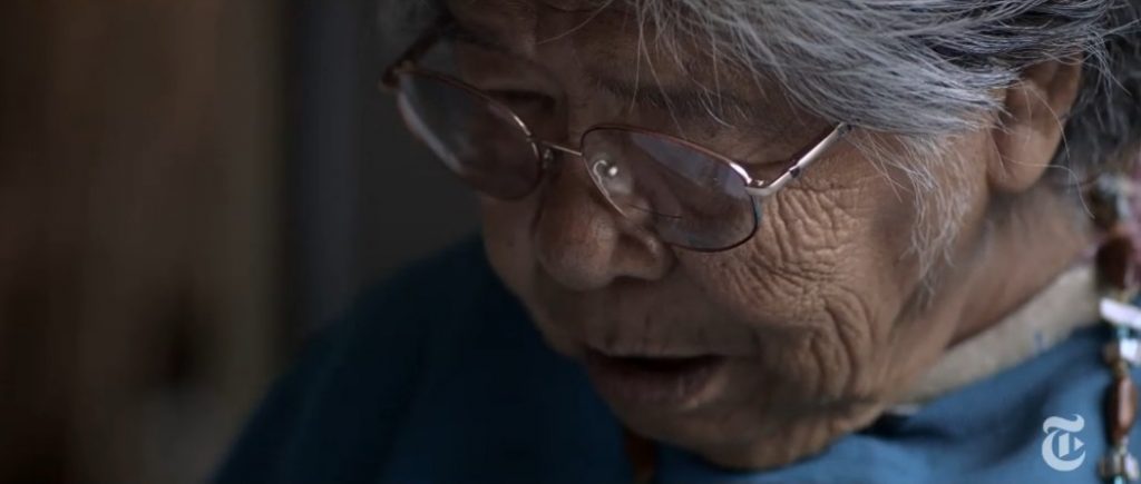 La nonna indiana d’America che salva la lingua della sua tribù