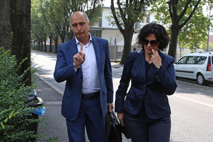 Bossetti, il Dna discutibile e le altre tesi dei difensori