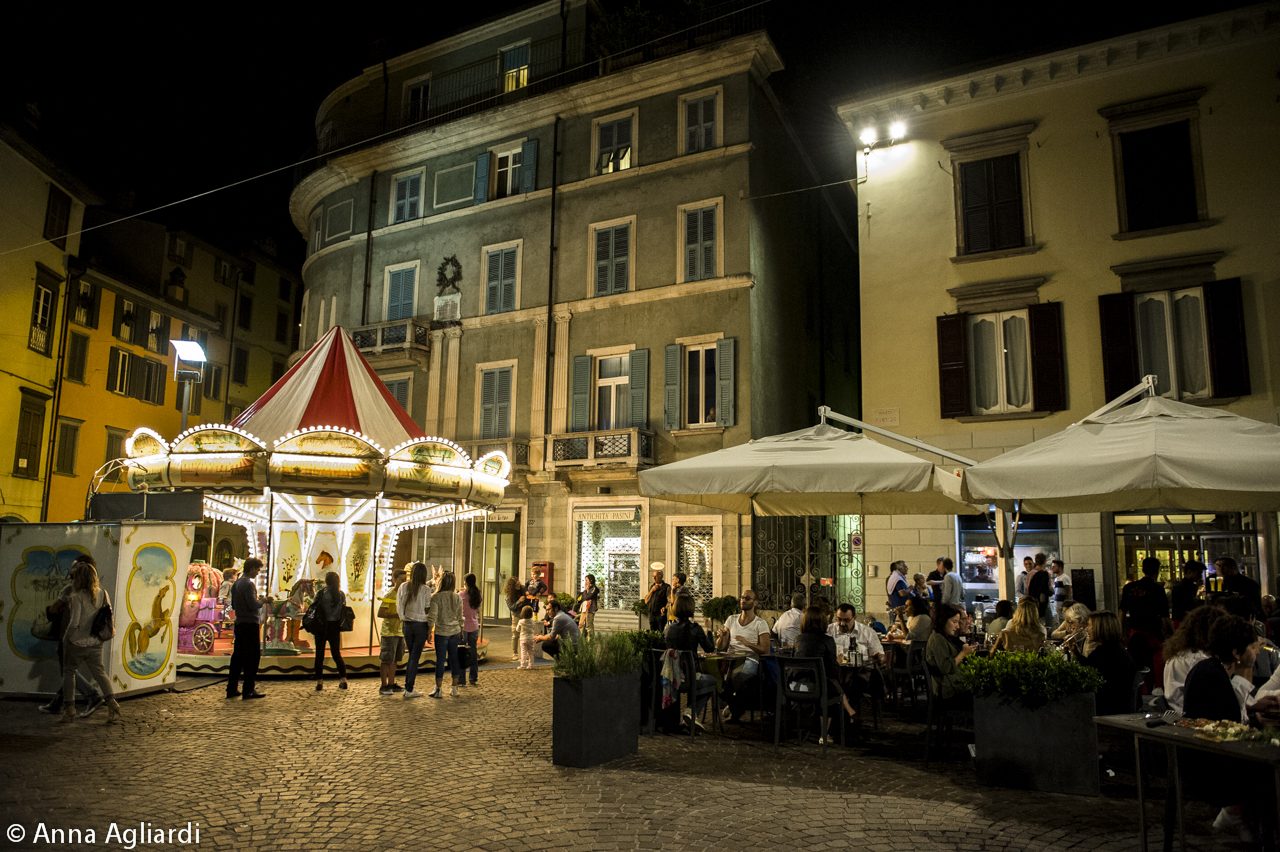 In Borgo San Leonardo la magia degli artisti di strada
