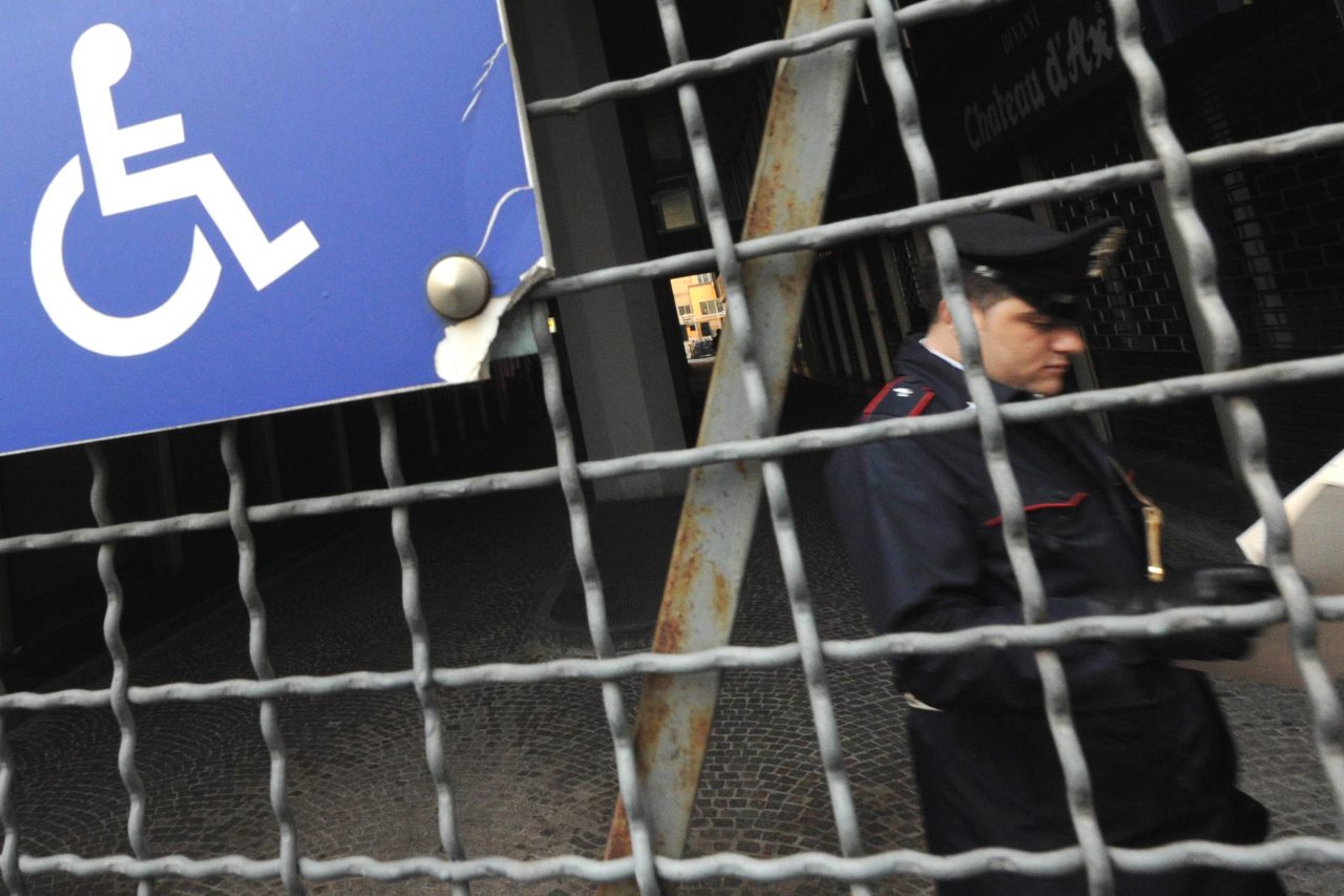 «Un circo di gobbi e faccendieri» Ecco la fabbrica dei falsi invalidi