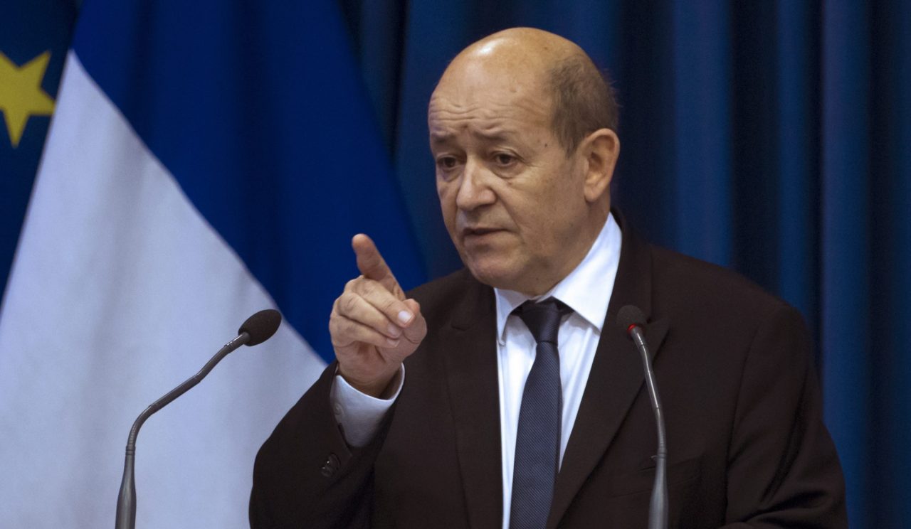 La Francia chiama alle armi contro il terrorismo in Libia