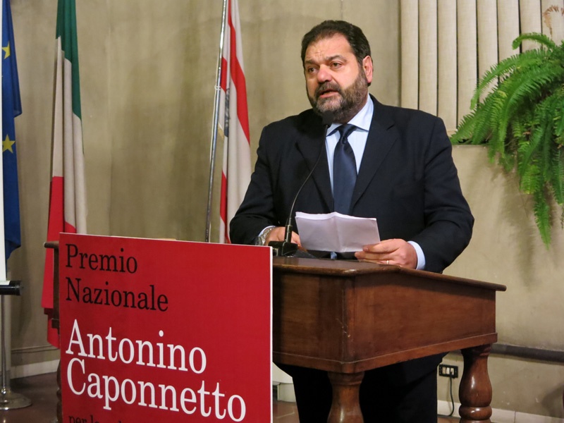 L’uomo che ha avuto il coraggio di demolire la villa del boss