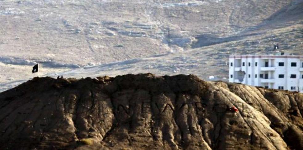Kobane: issata la bandiera nera