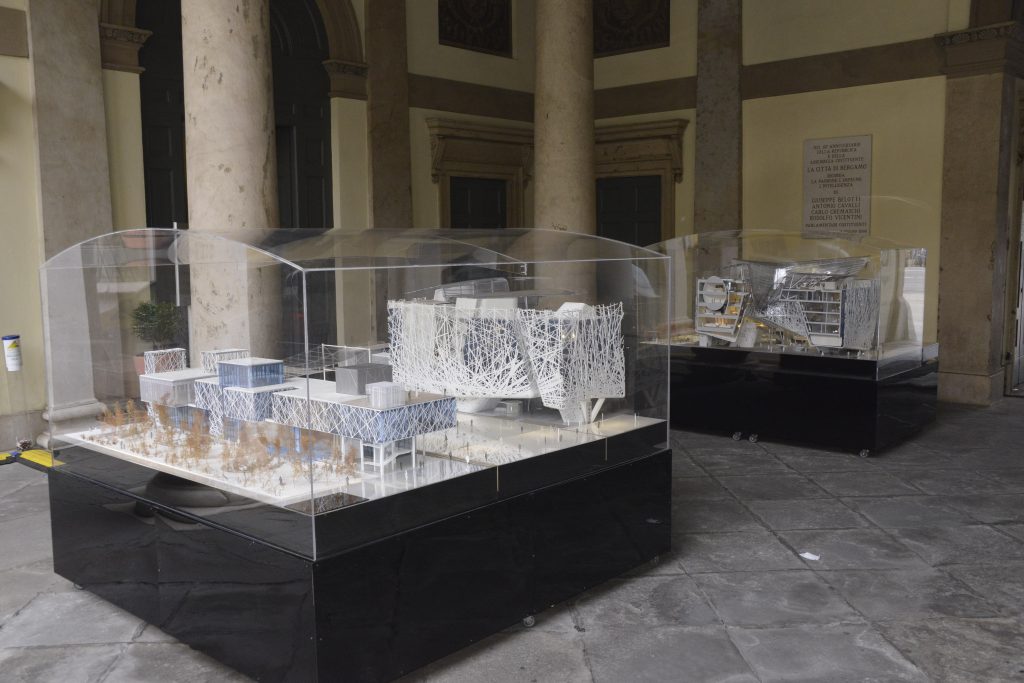 I modelli esposti a Palafrizzoni dei padiglioni Zero e Italia di Expo