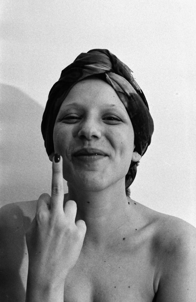 Dieci donne raccontano il cancro