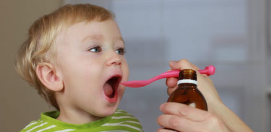 Non improvvisiamoci dottori quando diamo farmaci ai bambini