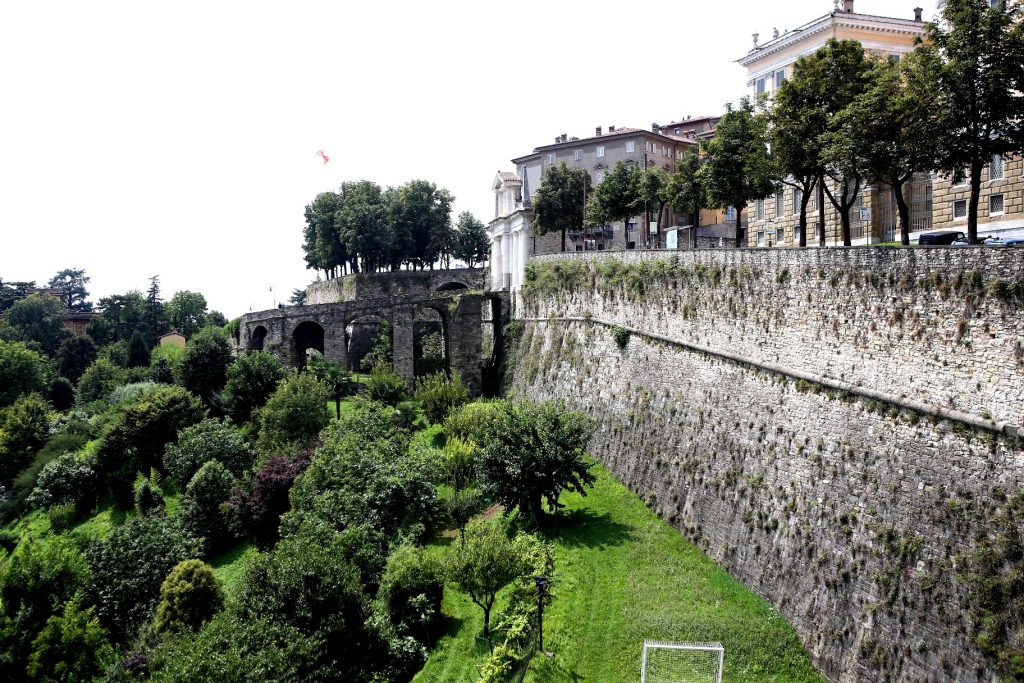 Guardando giù – D. Rotasperti