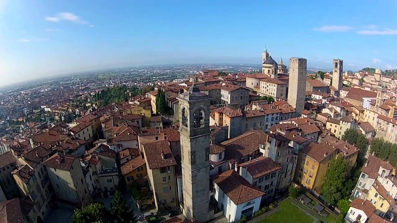 Città Alta vista dal cielo Un bel video su Youtube