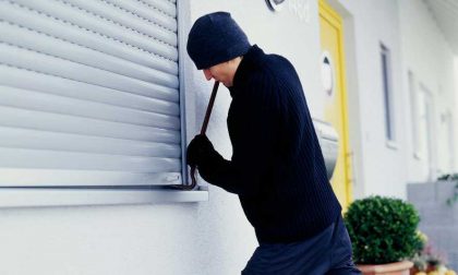 Attacco di cuore al ladro, salvato dalla sua vittima e arrestato