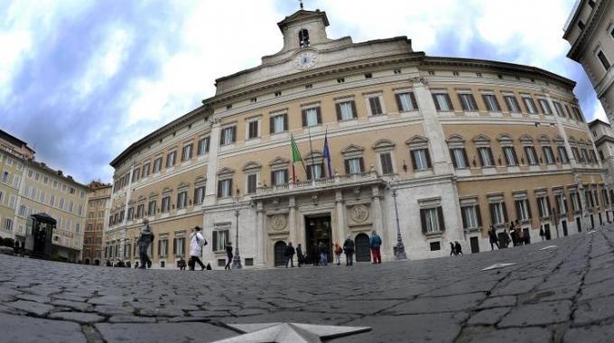 Divorzio breve e ferie dei magistrati Riforma della giustizia, le novità