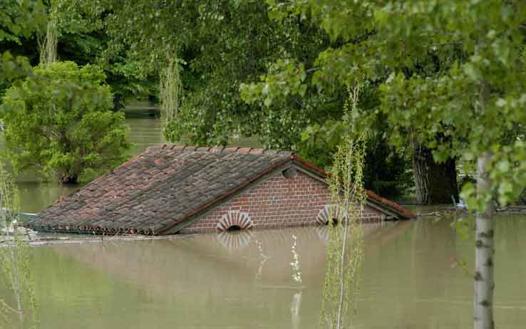 La piena di Sua Maestà il Po fiume capriccioso e vagabondo
