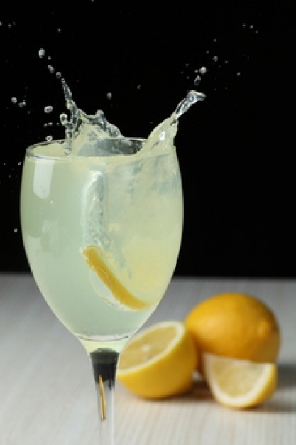 succo-di-limone--bevande--fette-di-limone--cocktail_3267262