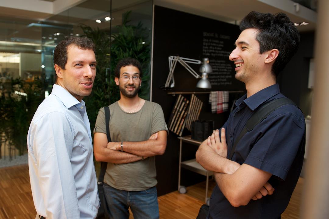 I due ragazzi bergamaschi (più uno) che fanno inventare storie ai lettori