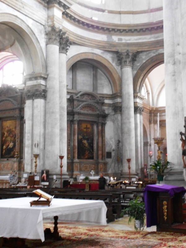 Altare maggiore1 (600x800)