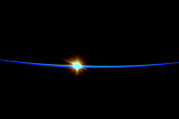 Le splendide immagini della Terra scattate da @AstroSamantha