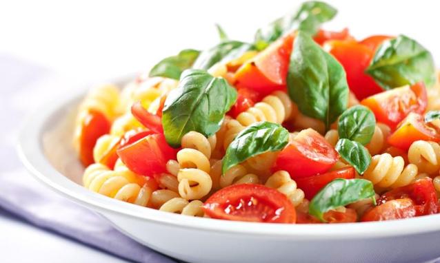 Per vivere cent’anni e più pasta al pomodoro ad libitum