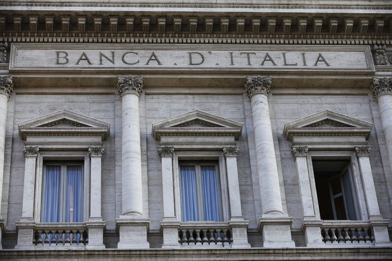 I conti correnti costano di meno Lo dice Bankitalia, ed è sicura