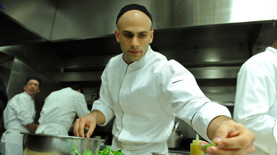 Lo chef della Casa Bianca spegne i fornelli per amore
