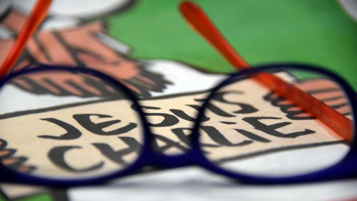 Charlie Hebdo, misteri sulla strage Quell’auto nera che seguiva Charb
