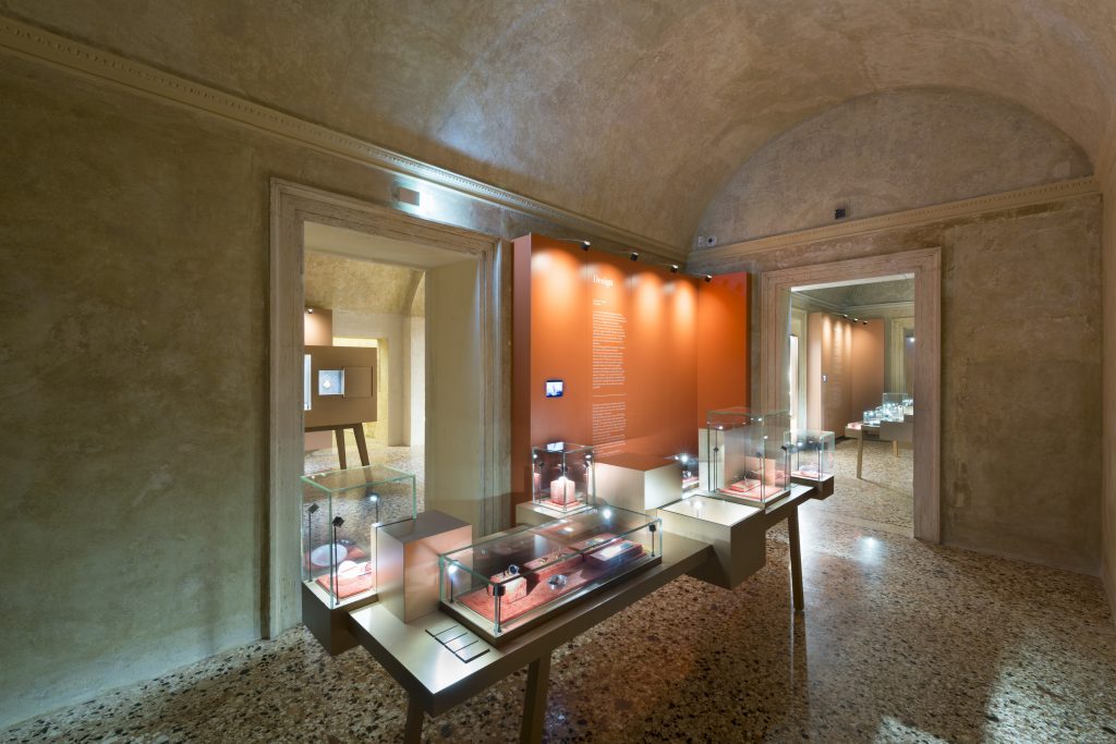 Museo del Gioiell_Sala Design_Credits by Cosmo Laera