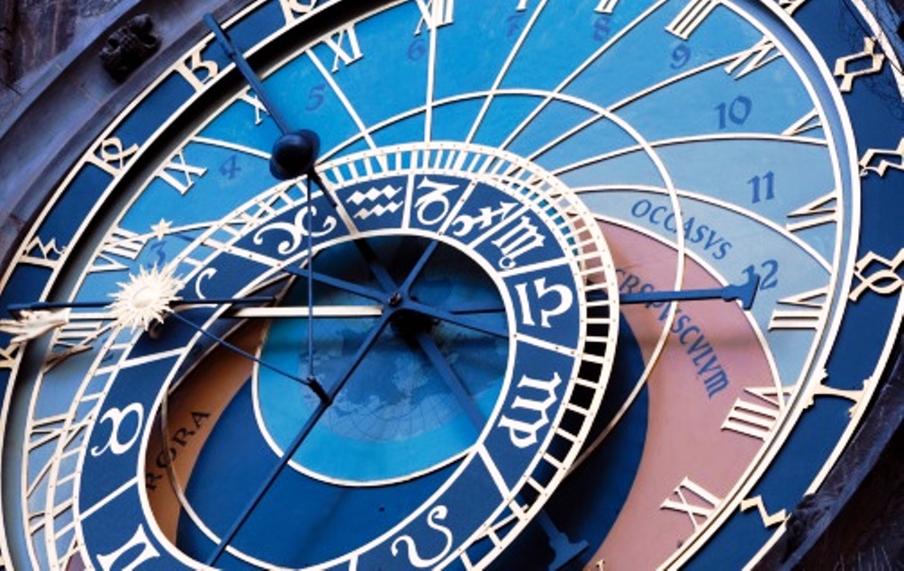 L’oroscopo (era luglio o ottobre?) del giorno in cui nacque il mondo