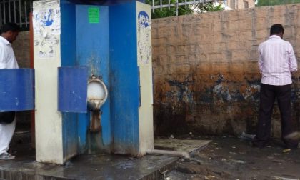 L'India all'opera per convincere la popolazione a utilizzare il bagno