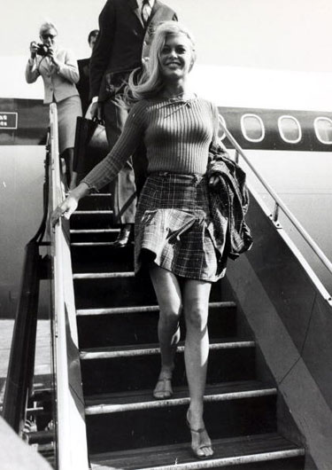 ee Brigitte Bardot