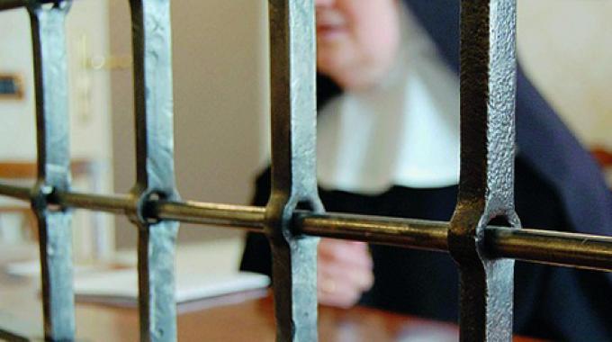 Come non si dà una notizia Il caso della (non) suora incinta