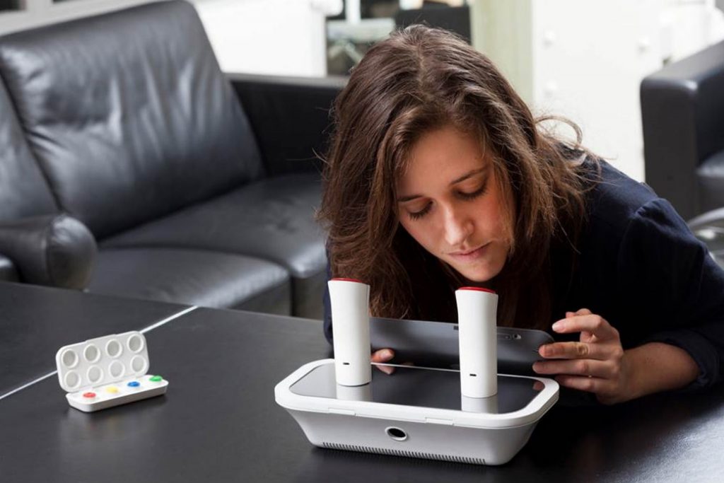 Ecco l’incredibile smartphone con cui invieremo odori via sms