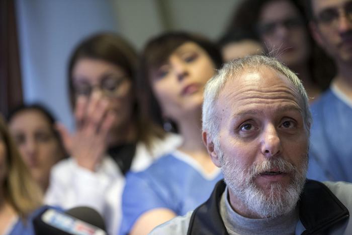 Il medico soldato contro ebola «Ho fatto soltanto il mio dovere»