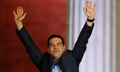 Tsipras, il discorso della vittoria e l'alleanza con la destra anti-euro