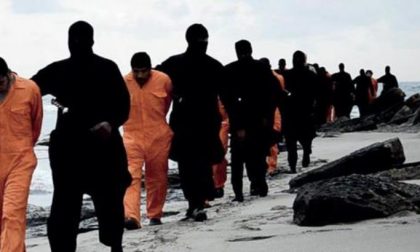 Alcune fonti dicono che l'Isis ha sgozzato 21 cristiani copti