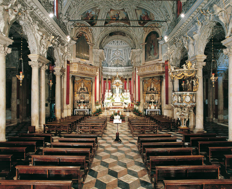 Alzano rivaleggiava con Bergamo (Stiamo parlando della sua Basilica)