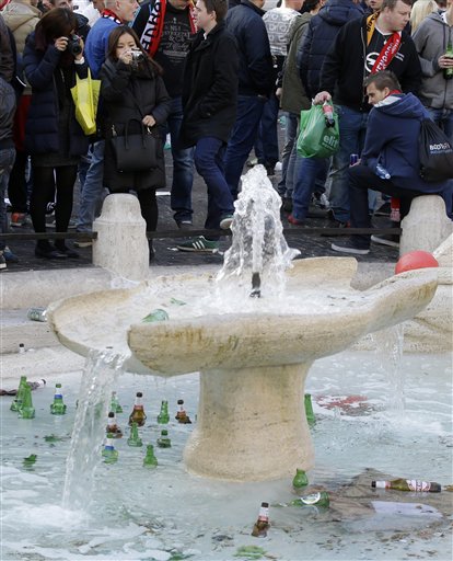 Italy Soccer Feyenoord Fan Trouble