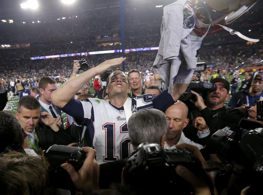 Super Bowl, un match incredibile che incorona Brady e i New England