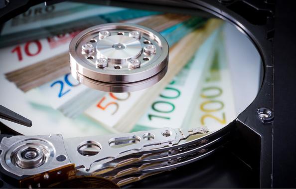 Adiconsum Bergamo lancia l’allarme: «Attenzione al phishing svuota conti correnti»