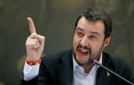 Salvini, prossimo capo Stato non sia servo Bruxelles
