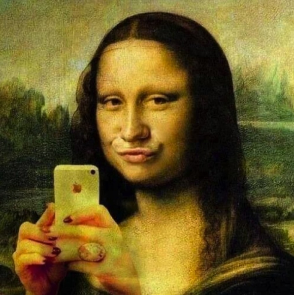 La “nobile arte” dei selfie che ora si insegna pure a scuola