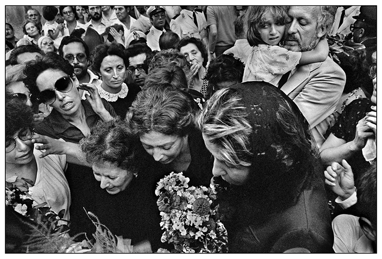 1980.Castelvetrano. Funerali del sindaco democristiano Vito Lipari- ucciso dalla mafia - Copia